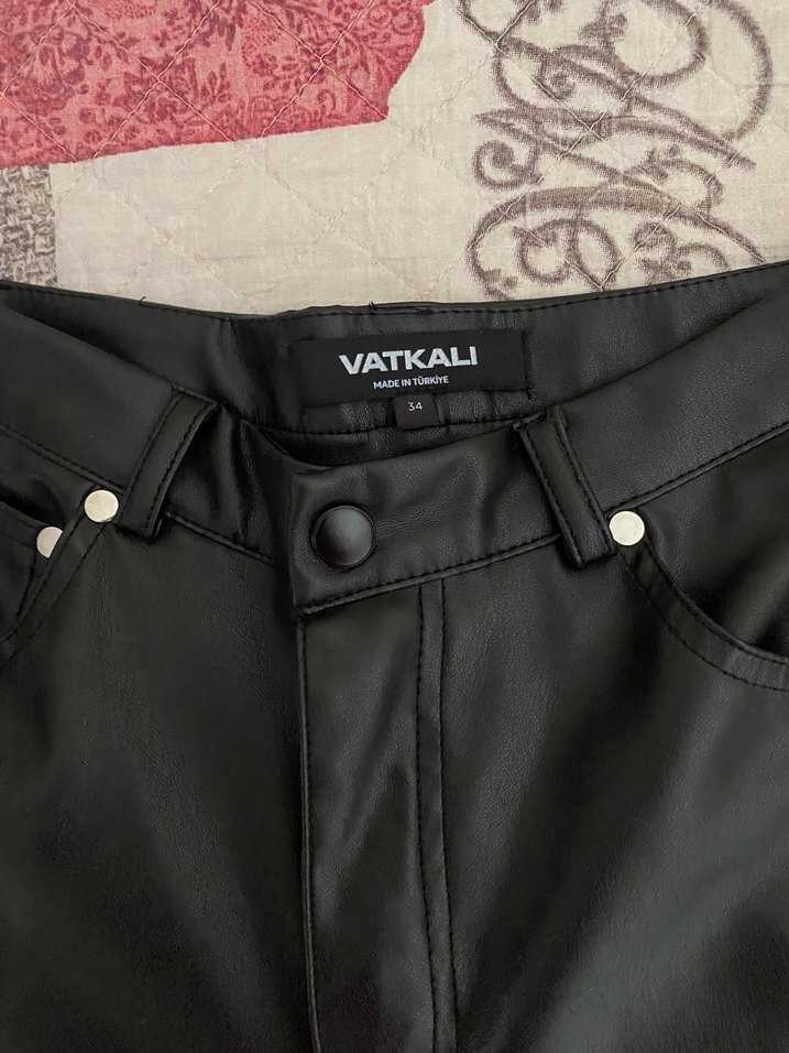 Vatkalı Deri Pantolon - Görsel 2