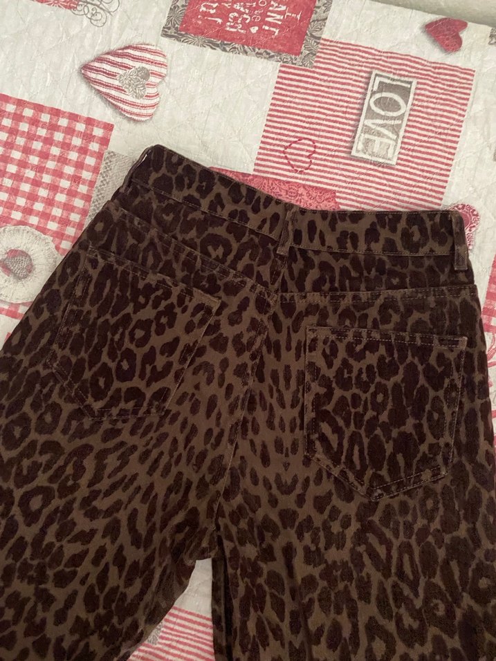 Kahverengi Süet Leopar Desenli Pantolon - Görsel 2