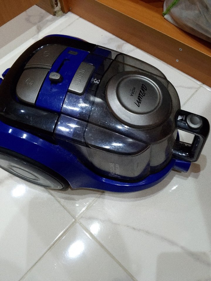 Mavi ve Gri Azur MORA Elektrikli Süpürge - Görsel 3