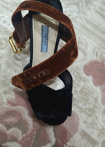 Kahverengi Süet Tokalı Kalın Topuklu Kadın Ayakkabı - Görsel 3