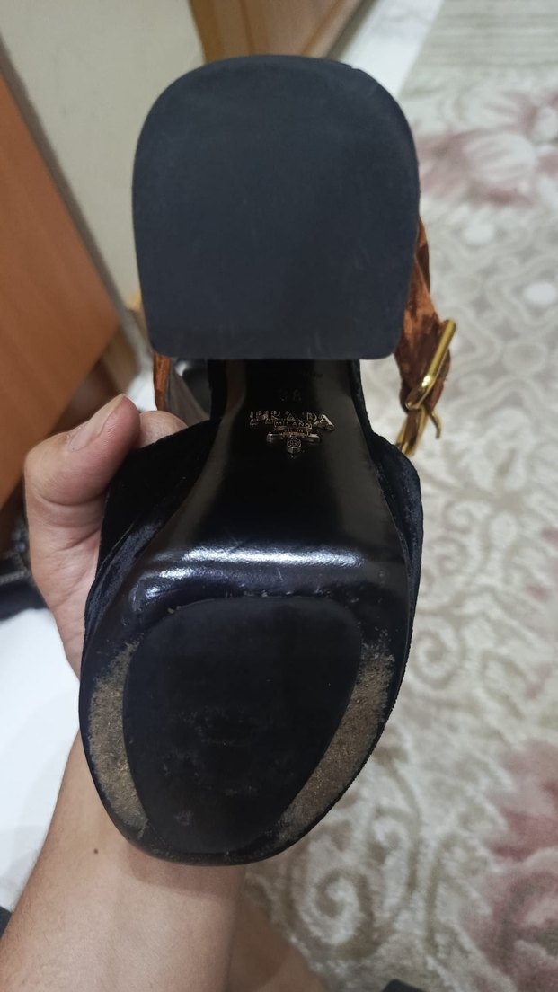 Kahverengi Süet Tokalı Kalın Topuklu Kadın Ayakkabı - Görsel 4