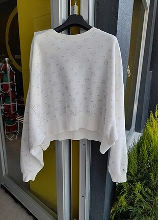 Nike sweatshirt s