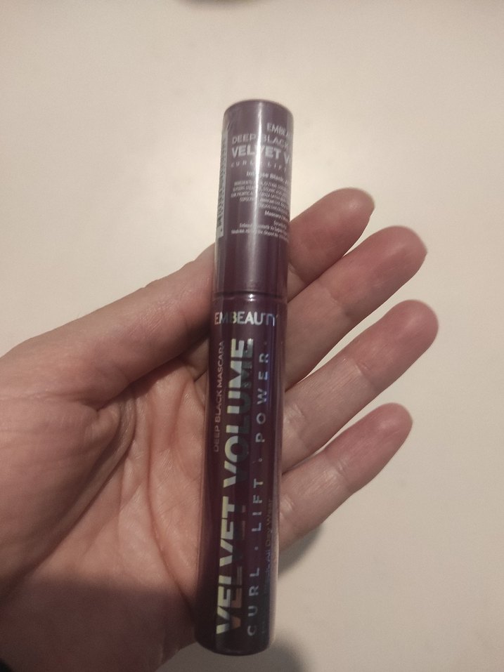 Siyah Maskara - Görsel 2