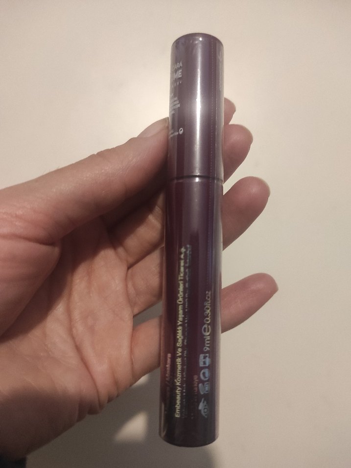 Siyah Maskara - Görsel 3