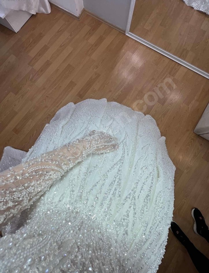 Beyaz Uzun Kollu gelinlik - Görsel 4