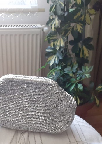 Boncuk İşlemeli Gri Kadın Portföy Çanta