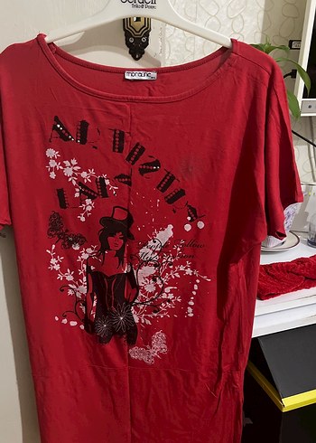 Kadın Beyaz Çiçek Desenli Kısa Kollu Bluz - Görsel 2