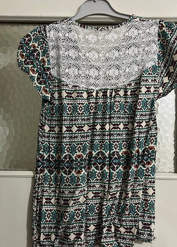 Bohem V Yaka Kısa Kollu Dantel Detaylı Bluz - Görsel 2