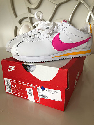 Nike wmns classic cortez leather
