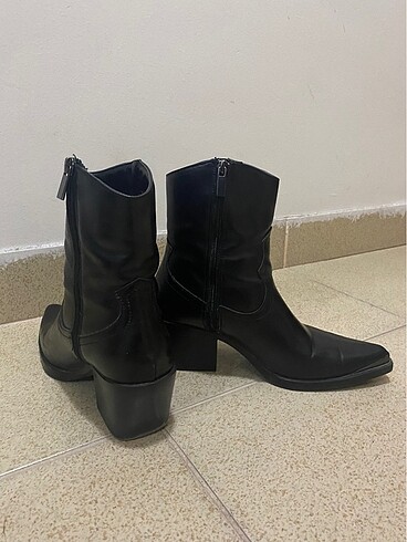 38 Beden Bershka Kovboy Bot