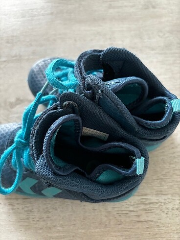 27 Beden mavi Renk Hummel spor ayakkabı