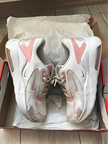 39 Beden Nike Air Max Bolt 39
