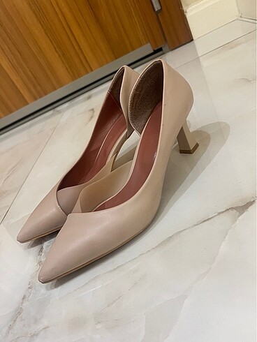 Diğer Pudra stiletto