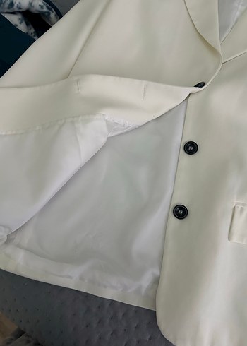 Beyaz Düğmeli Kadın Blazer Ceket - Görsel 2