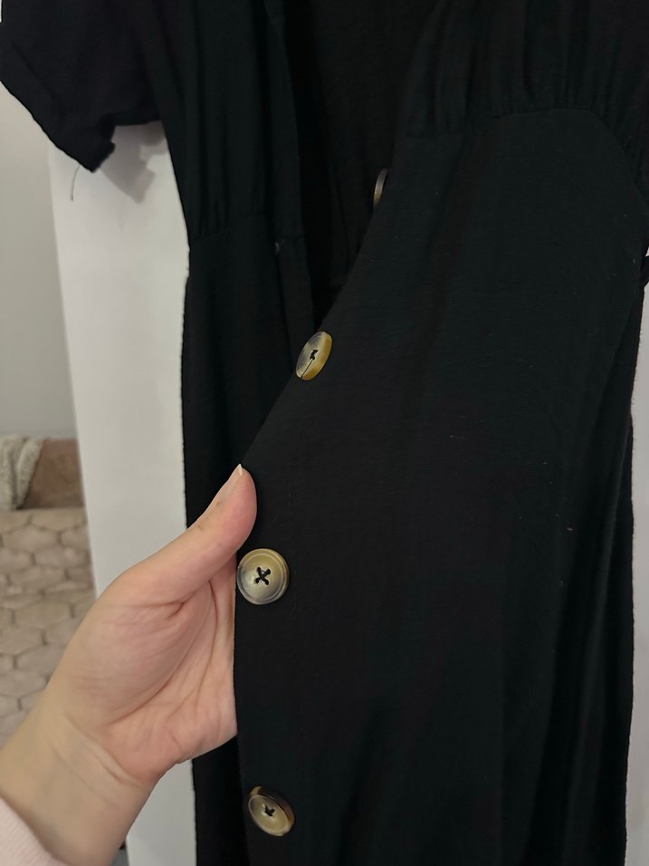 Düğmeli Siyah Keten Uzun Elbise - Görsel 2