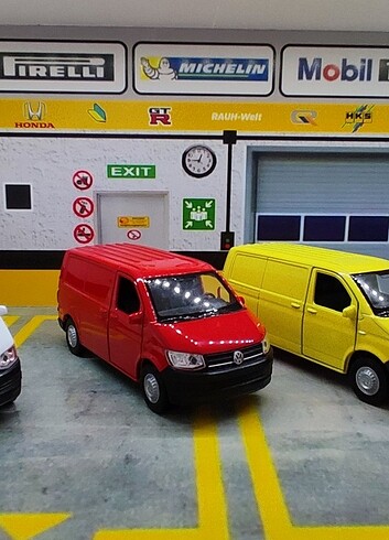 Volkswagen Transporter T6 modeli metal oyuncak araba 
