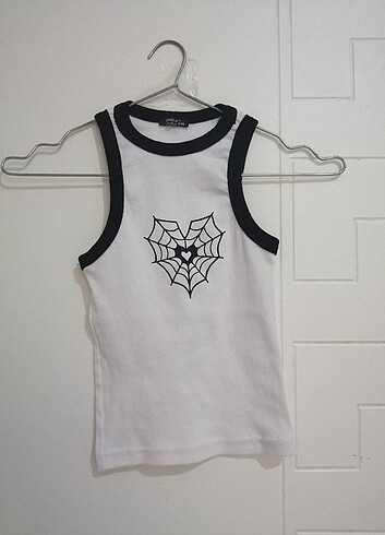 Beyaz kalp desenli bluz/crop