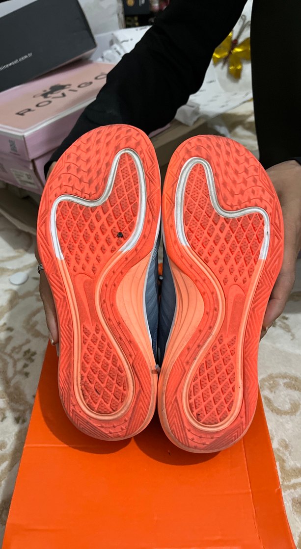 Nike Gri Elastik Bağcıklı Spor Ayakkabı - Görsel 4