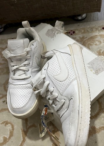 Beyaz Bağcıklı Kadın Spor Ayakkabı - Görsel 3