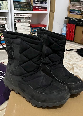 Kadın Siyah Dolgu Topuklu Kauçuk Bot - Görsel 2