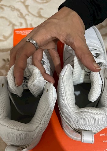 Beyaz Nike Kadın Yüksek Topuklu Spor Ayakkabı - Görsel 4