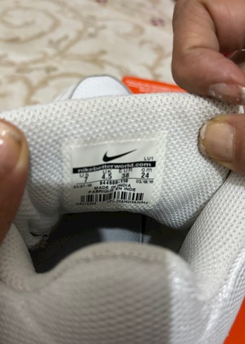 Beyaz Nike Kadın Yüksek Topuklu Spor Ayakkabı - Görsel 5