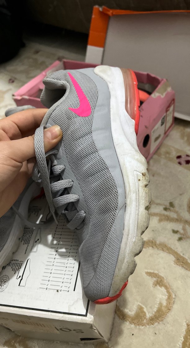 Gri Nike Spor Kadın Sneakers - Görsel 3
