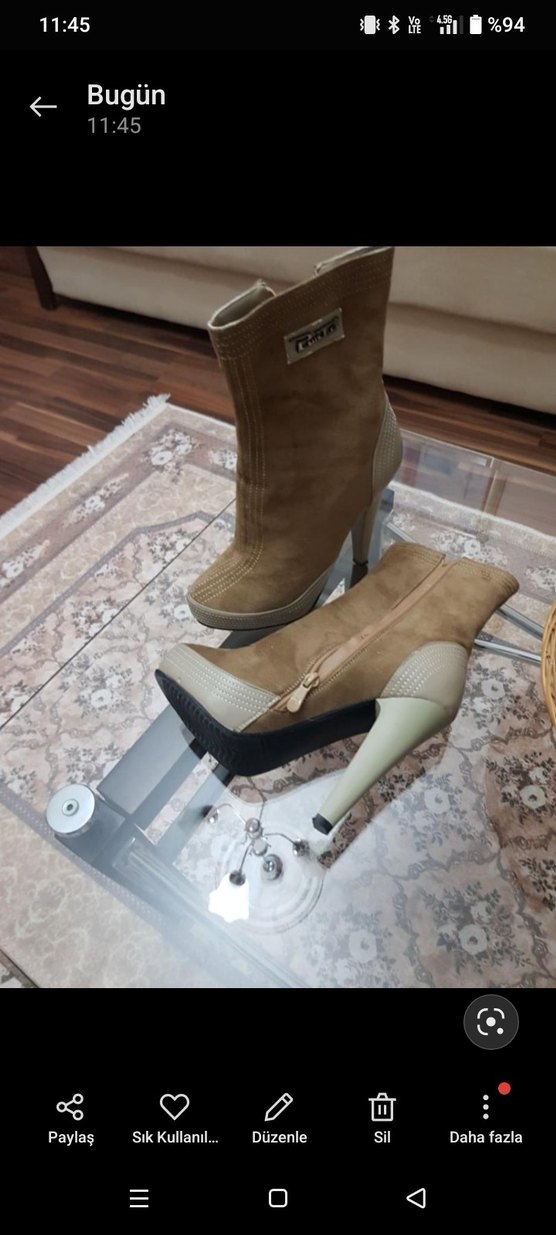 Bej Süet Kemer Detaylı Yüksek Topuklu Bot - Görsel 4