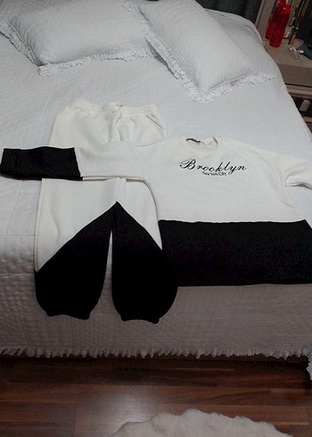 Beyaz-Siyah Kadın Sweatshirt eşofman takımı - Görsel 6