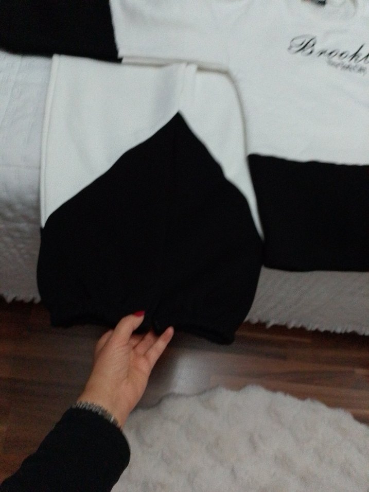 Beyaz-Siyah Kadın Sweatshirt eşofman takımı - Görsel 3