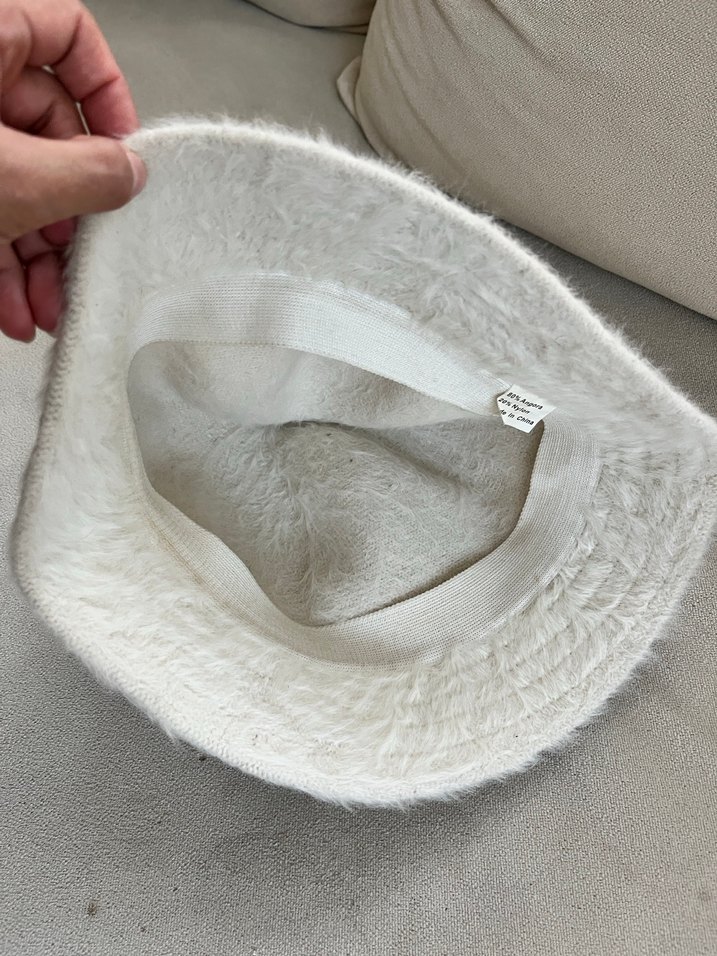 Beyaz Kürklü Kadın Şapka - Görsel 4