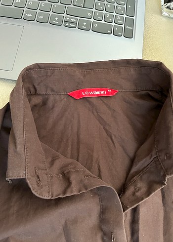 Düğmeli Koyu Kahverengi Kadın Keten Gömlek - Görsel 3