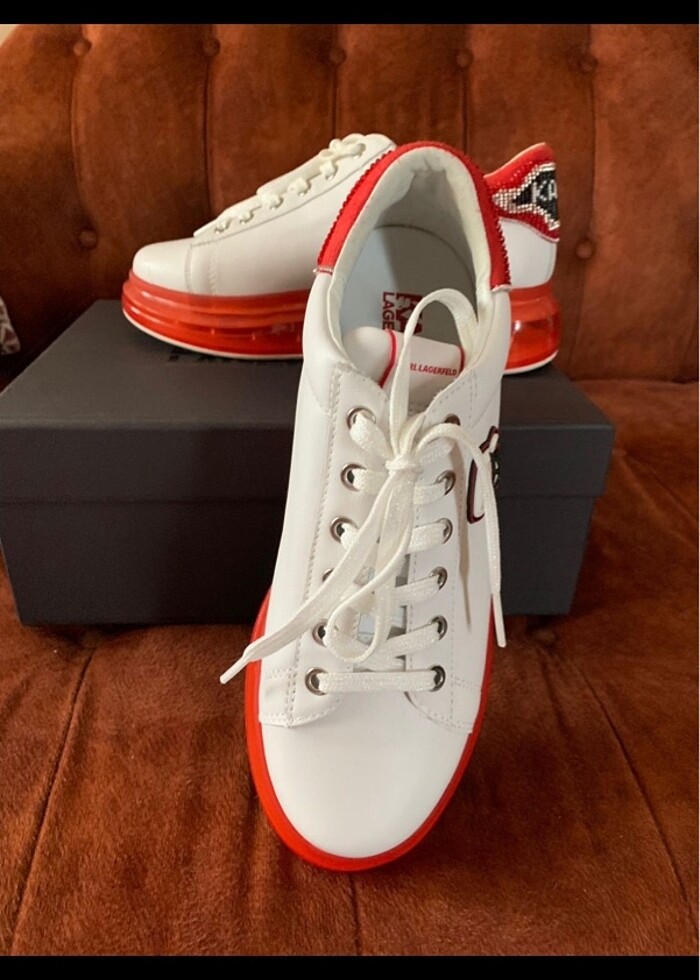 KARL LAGERFELD - Görsel 2