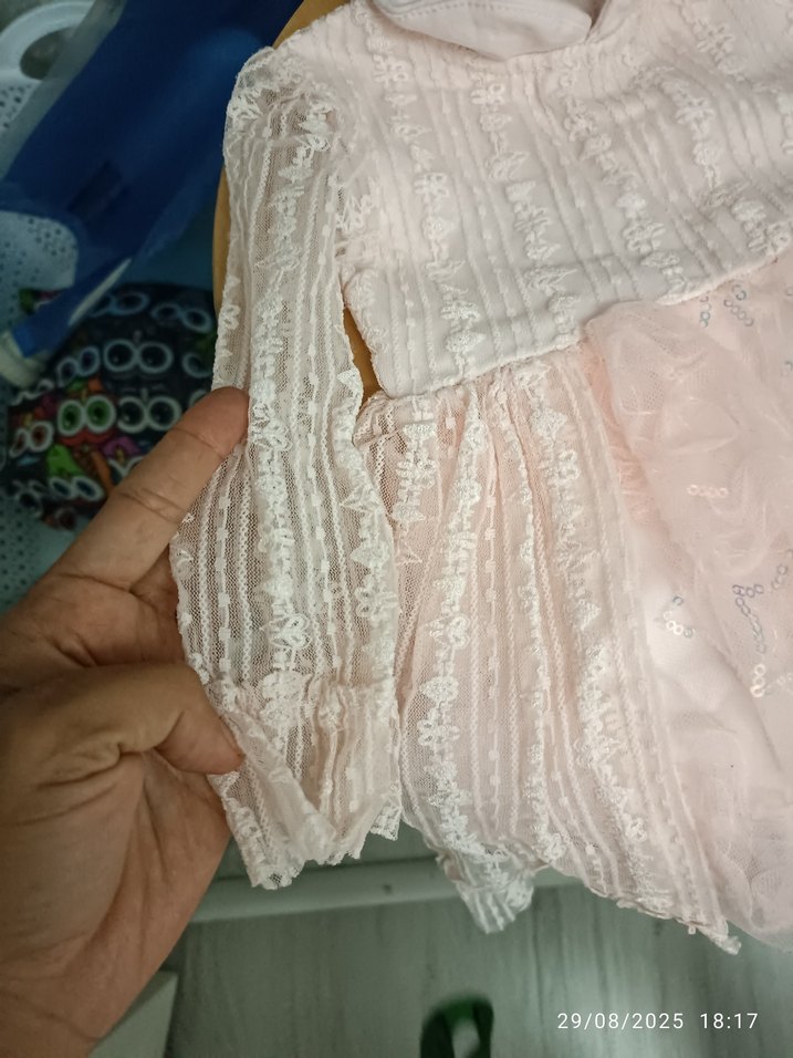 Pembe Dantel İşlemeli bebek Elbise - Görsel 4