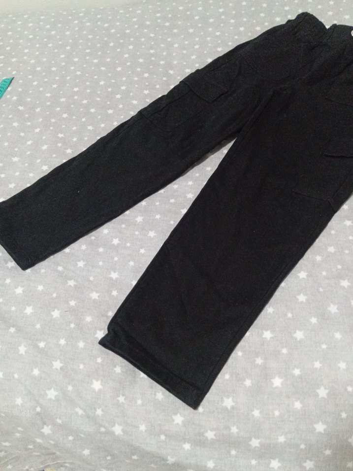 Erkek Çocuk Siyah Bol Kesim Kemerli Pantolon - Görsel 5