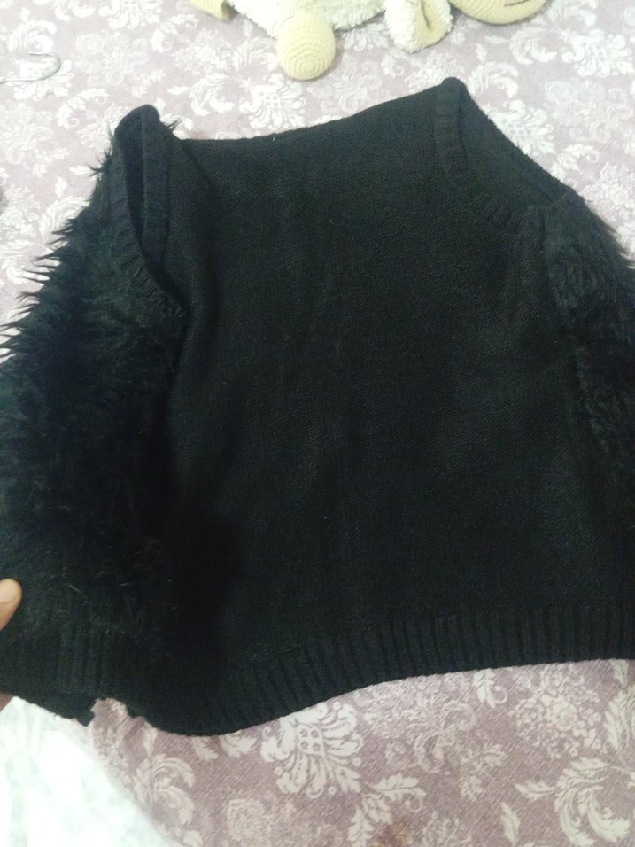 Siyah Kürklü kız çocuk Yelek - Görsel 5