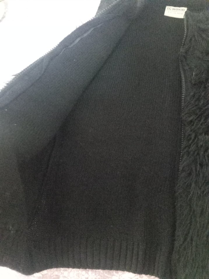 Siyah Kürklü kız çocuk Yelek - Görsel 4