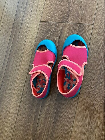 29 Beden pembe Renk Adidas kız çocuk sandalet