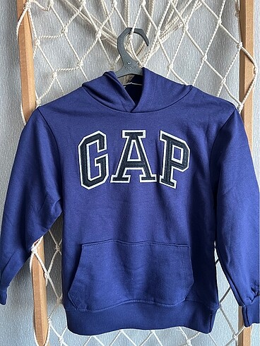 GAP SWEATHSIRT