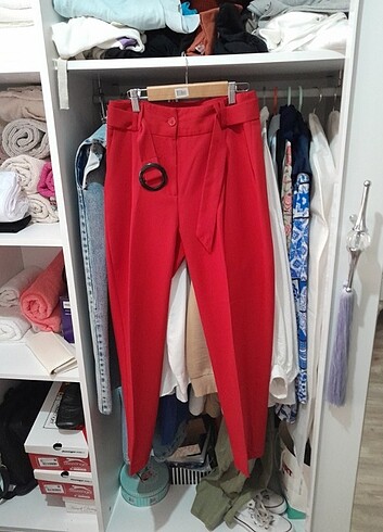 Diğer kırmızı çeket pantolon takım ceket yepyeni pantolon iyi durumda
