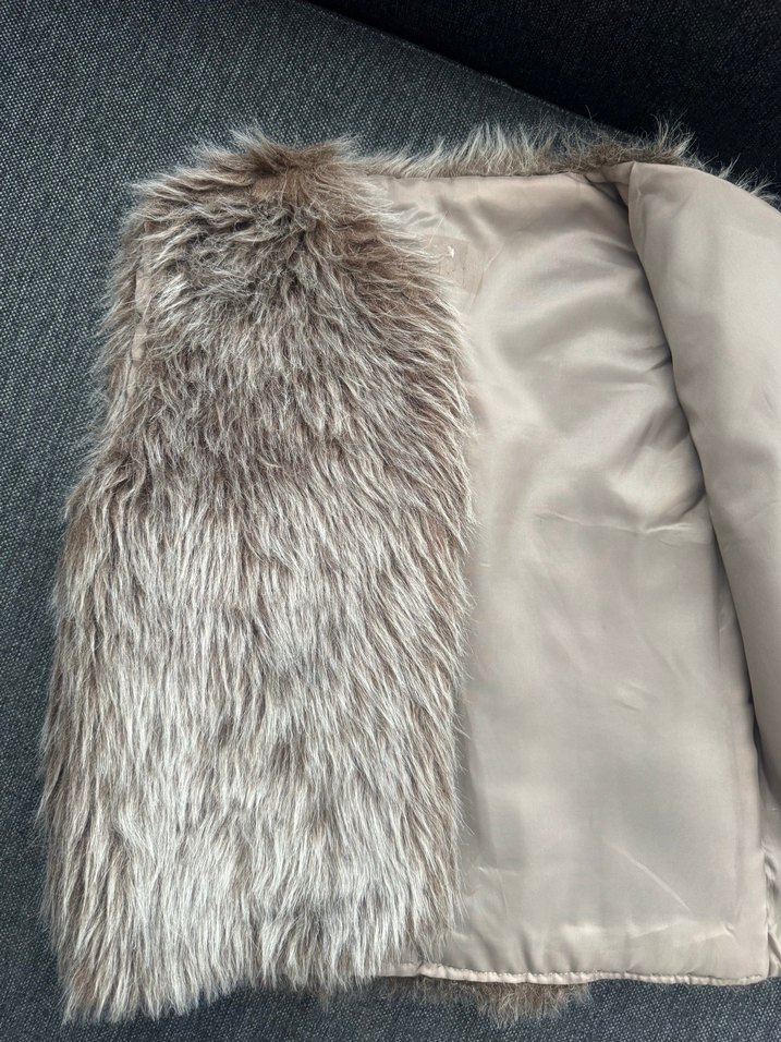 Bohem Tarz Bej Kürk Detaylı  çocuk Yelek - Görsel 4