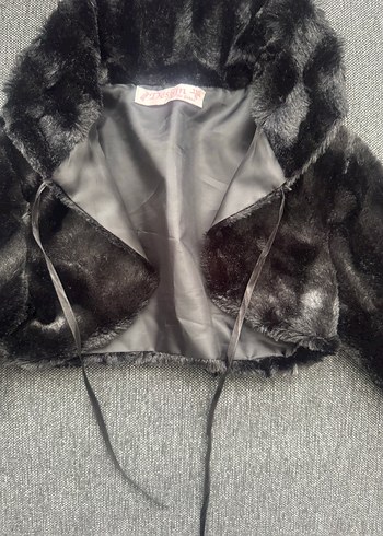 Siyah Kürk Detaylı Midi çocuk Ceket - Görsel 3