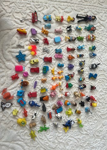 Mor Renkli Aksiyon Figürü - Görsel 9