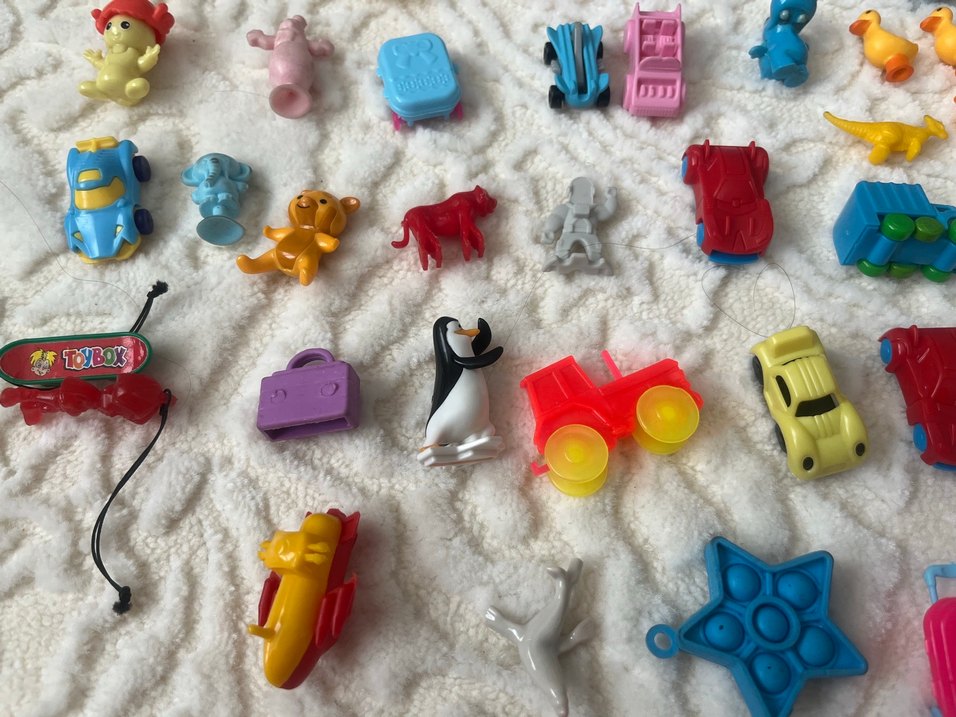 Mor Renkli Aksiyon Figürü - Görsel 5