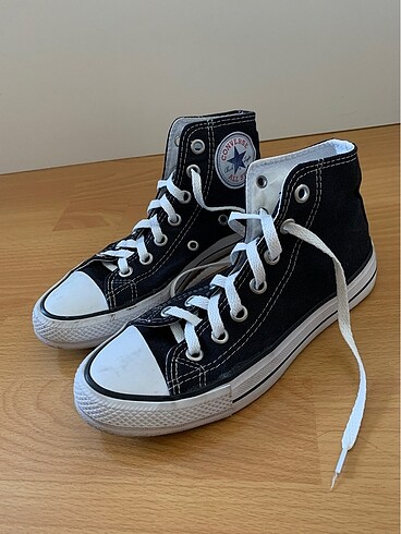 Converse Bilekli Siyah ayakkabı