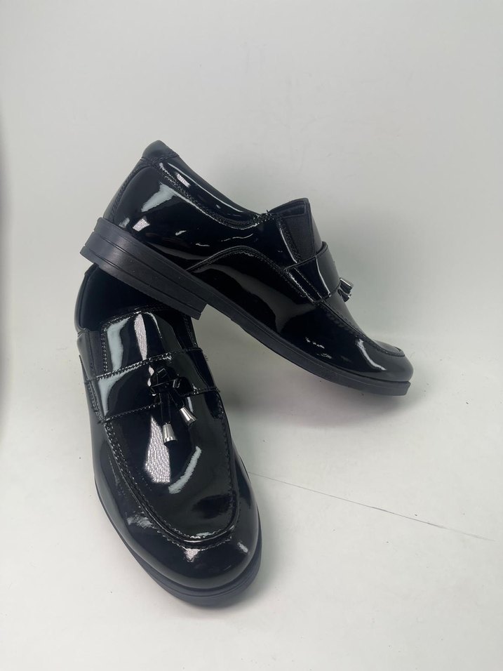 Siyah Rugan Klasik Çocuk Ayakkabısı - Görsel 2