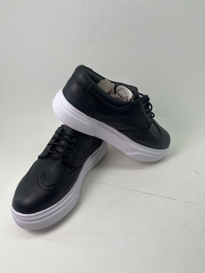 Siyah Cilt Klasik Çocuk Ayakkabısı - Görsel 4