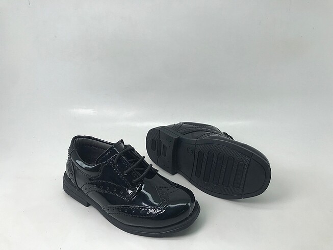 Diğer Siyah rugan klasik çocuk ayakkabısı