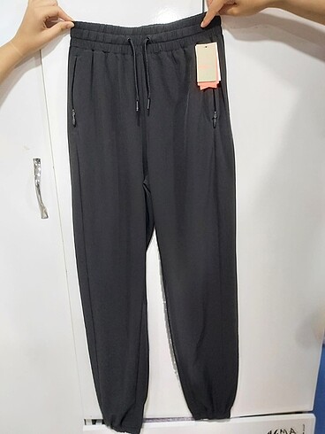 H&M eşofman altı