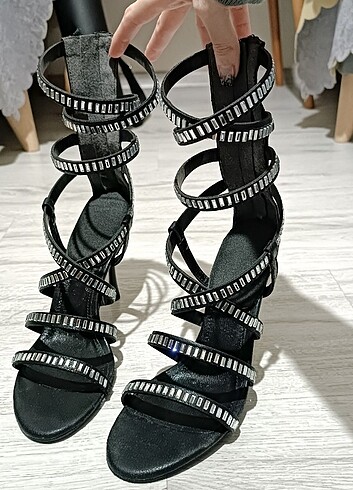 Taşlı İnce Topuklu Sandalet Ayakkabı 9 cm - Görsel 2